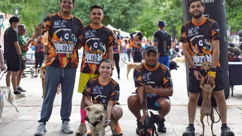 Lomitos protagonizan carrera con causa en apoyo a Huellitas Durango